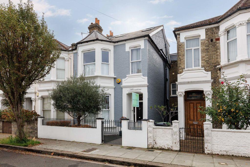 House in London, Shepherd's Bush - View 2
