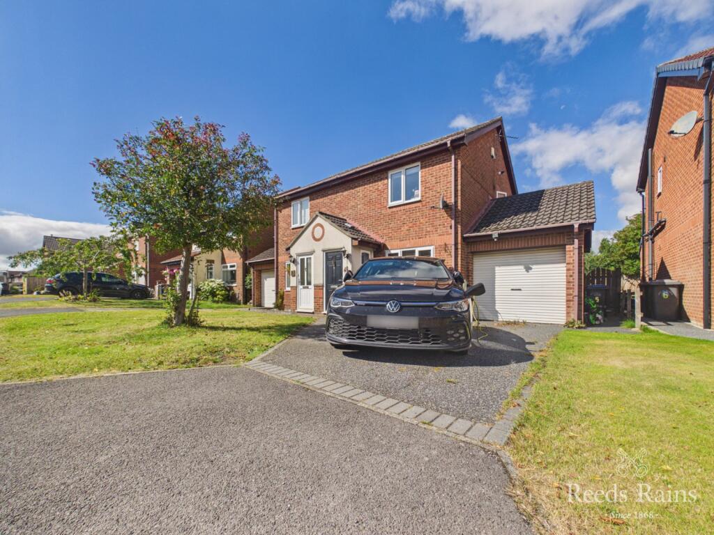 Main image of property: Beaumont Close, Framwellgate Moor, Durham, DH1