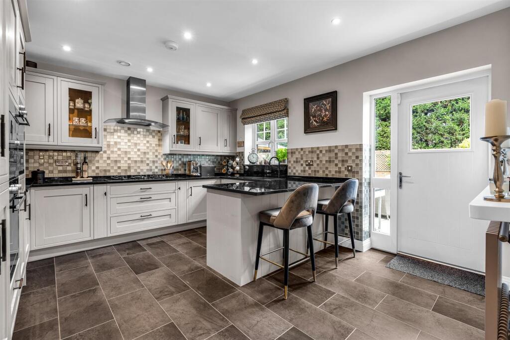 House in Welwyn Hatfield, Ayot Green, Ayot St Peter - View 2