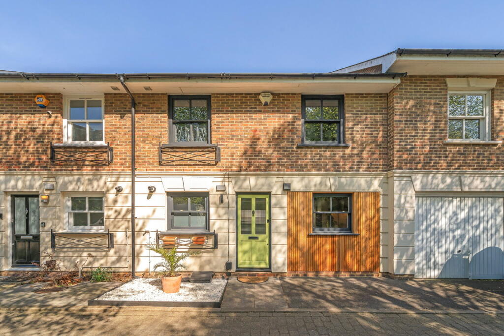 Main image of property: Breakspears Mews, London SE4