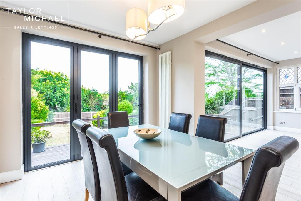 House in Hove, West Blatchington - View 5