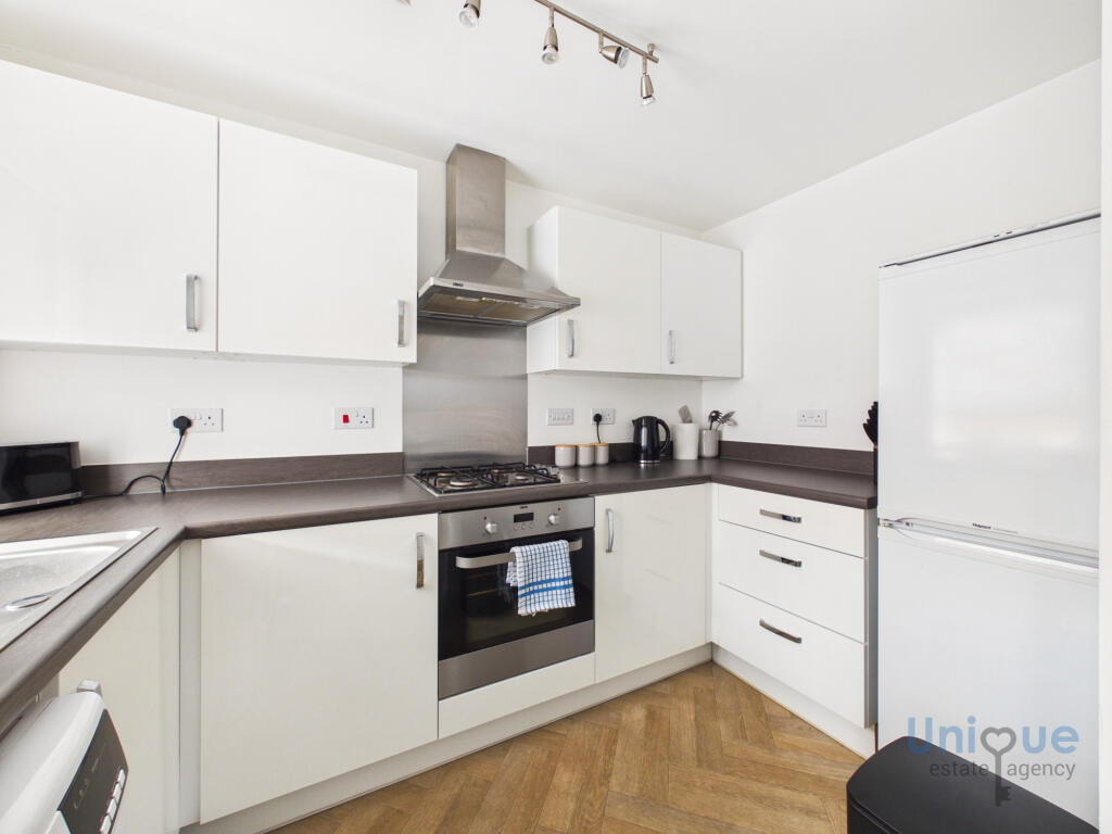 Wood Close, Kirkham, Lancashire, PR4 photo 3