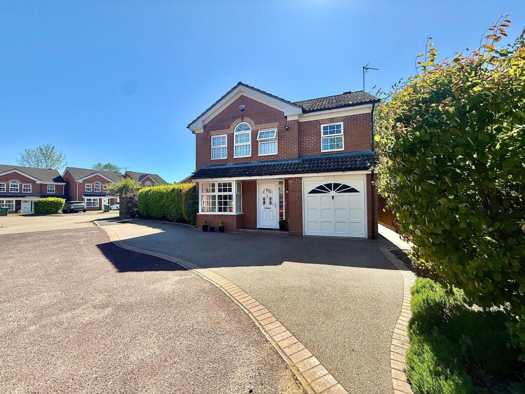 Main image of property: Acacia Close, Purdis Farm, Ipswich, IP3