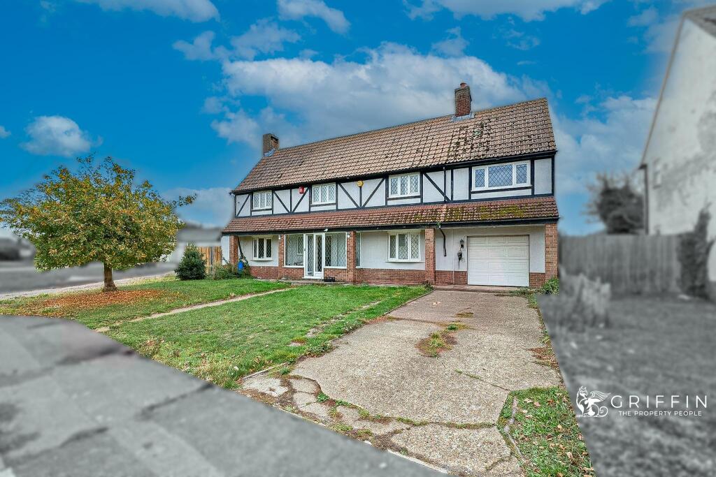 4-bed detached on Loewen Road, Orsett Heath Borders, RM16, £600,000