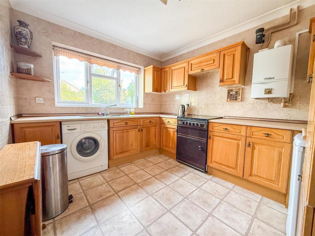 Stoke Ash Close, Clacton-On-Sea, Essex – pohled 3