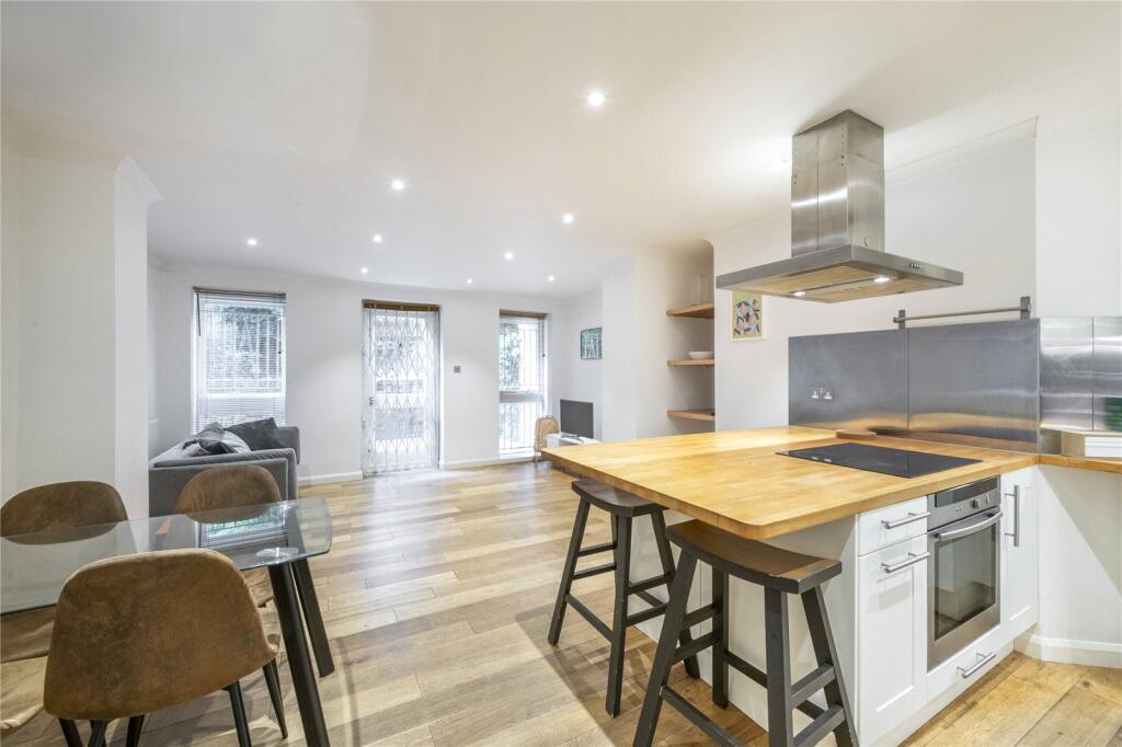 Main image of property: Frognal Lane, 
Hampstead, NW3