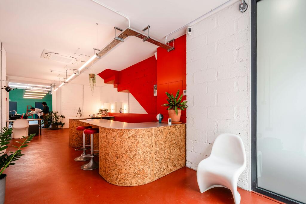 Hackney Rd 93 NEW  Low Res 9.jpg