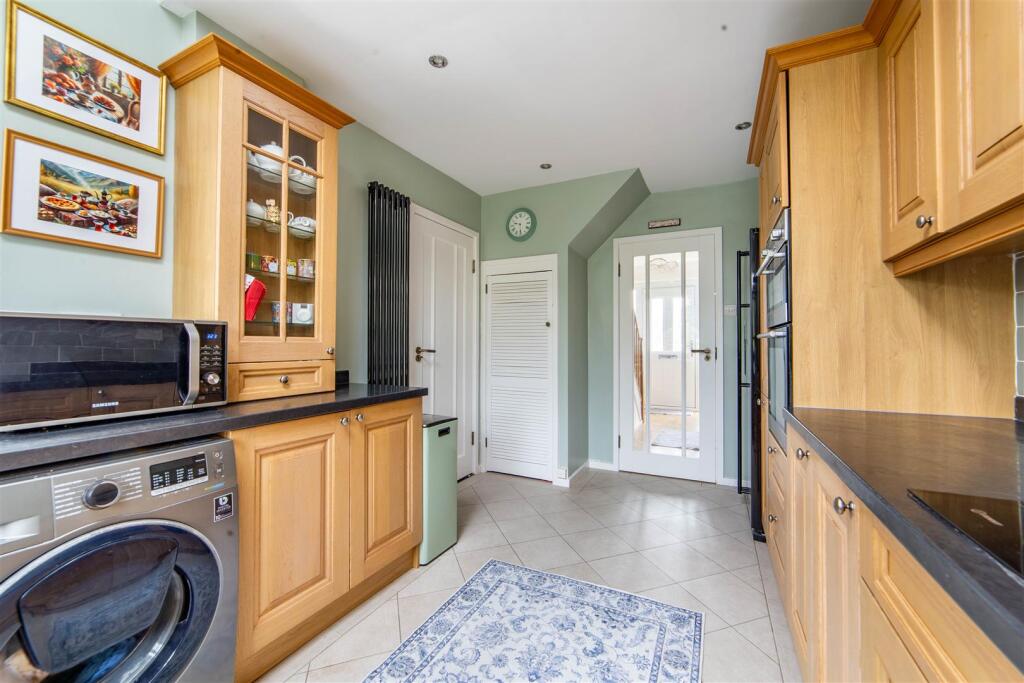 House in Newcastle upon Tyne - View 4