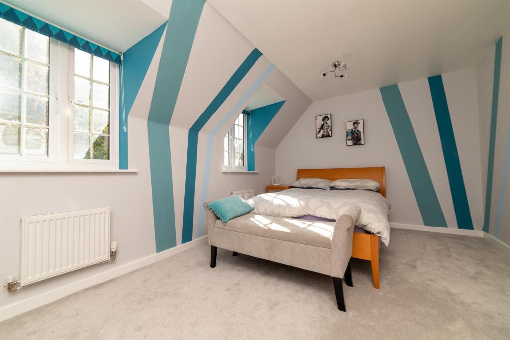 House in Stevenage - View 4