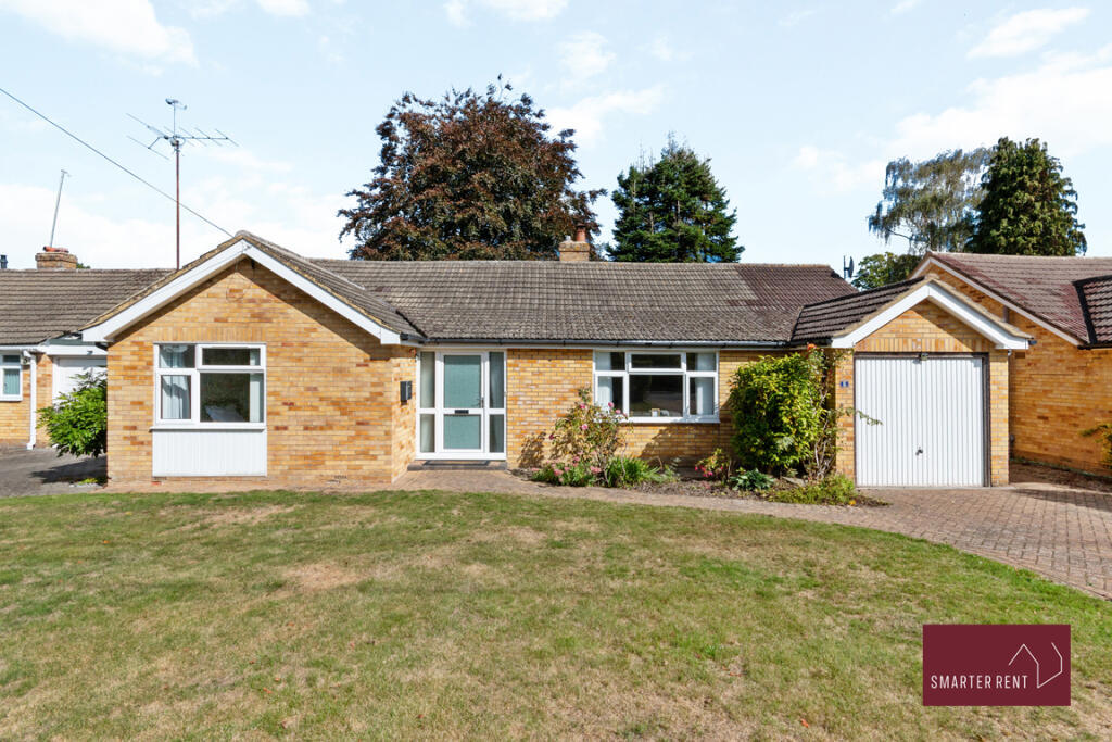 Main image of property: 5 Birch Road, Finchampstead, Wokingham, RG40 3LB