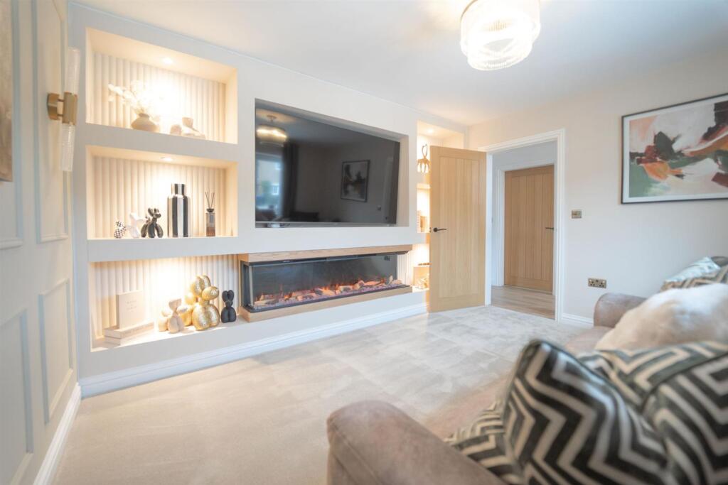 House in Willaston, Ellesmere Port - View 4