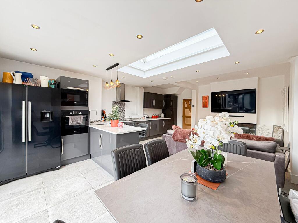 House in Knowsley, Liverpool City Region - View 2