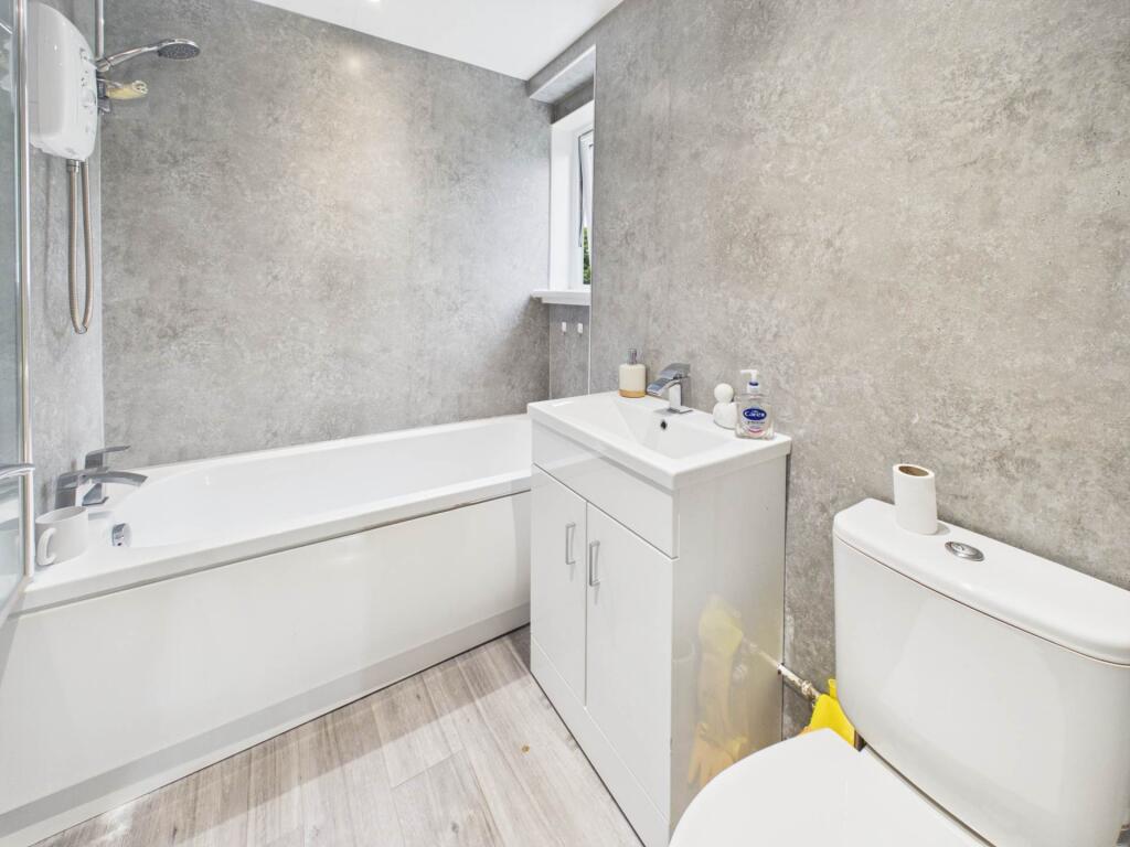 Apartment in Glasgow - View 5