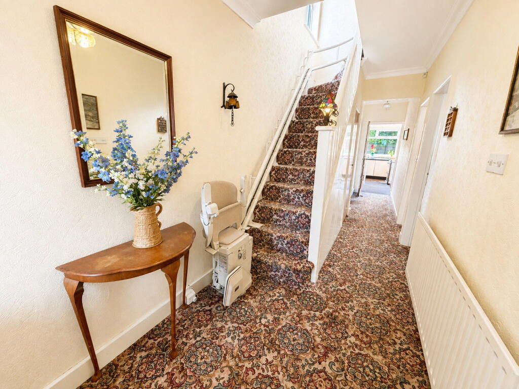 House in Dudley, Kingswinford - View 3