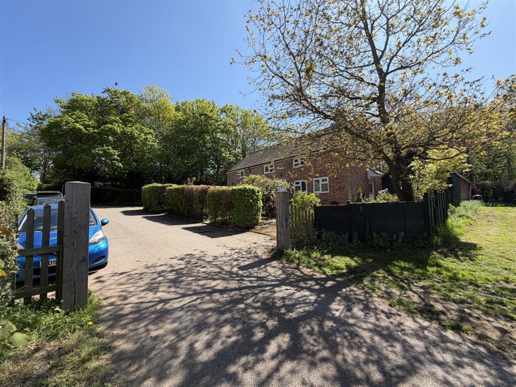 Main image of property: Village Street, Offchurch, Leamington Spa, Warwickshire