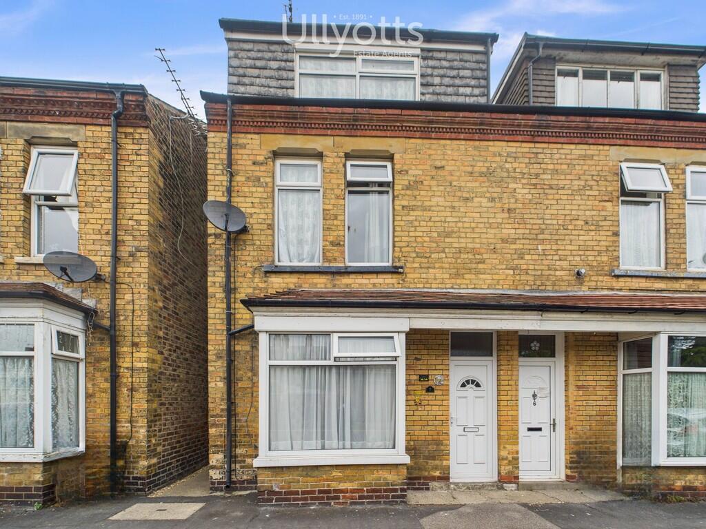 3-bed terraced on Ashville Street, Bridlington, £129,950