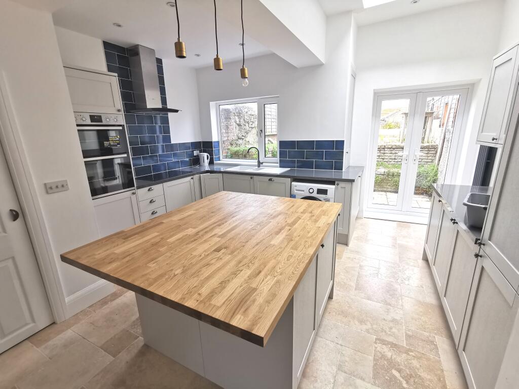 Main image of property: Parkview Terrace, Sketty