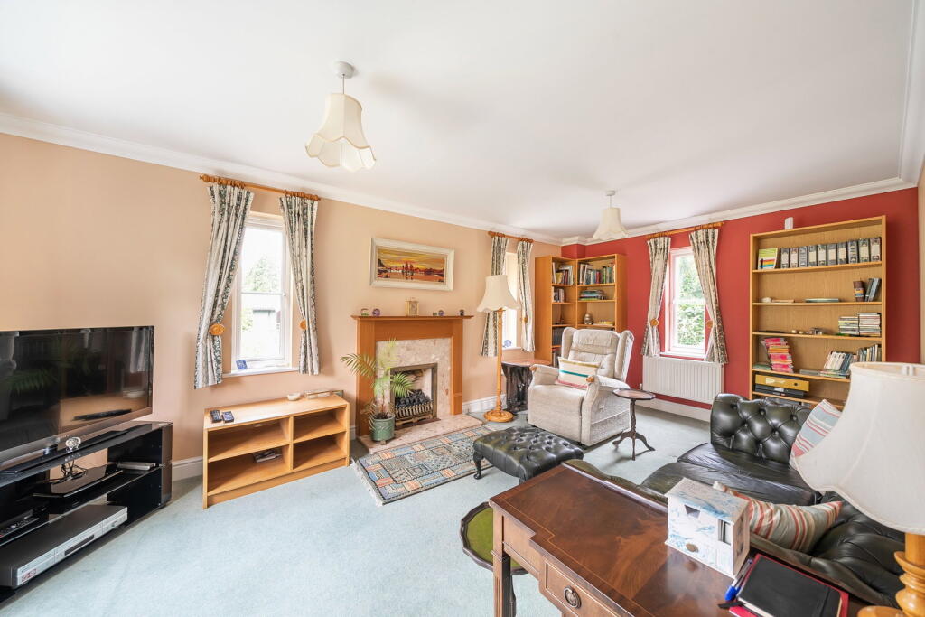 Hillside, Whitchurch, RG28 7SN - View 5
