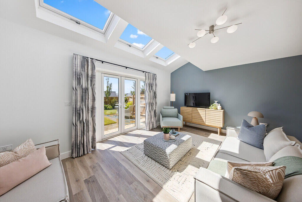 House in Bexhill-on-Sea, Pebsham - View 2