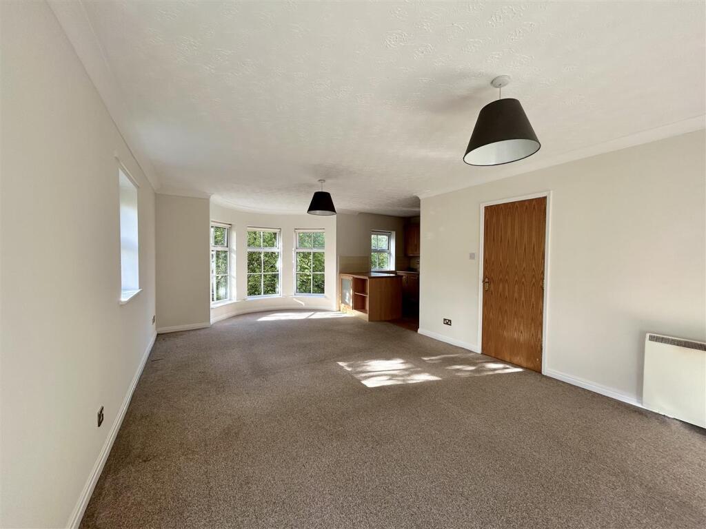 Apartment in Davenham, Kingsmead - View 4