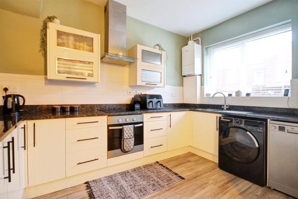 Holmside Terrace, Stanley, County Durham, DH9 photo 3