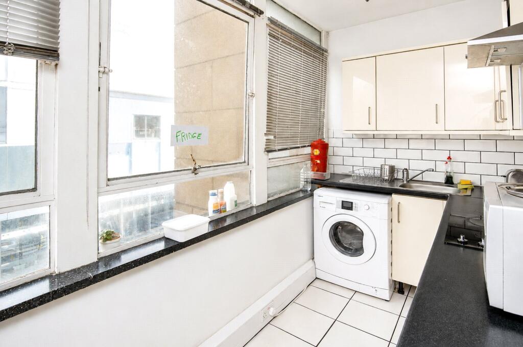 Apartment in London - View 4