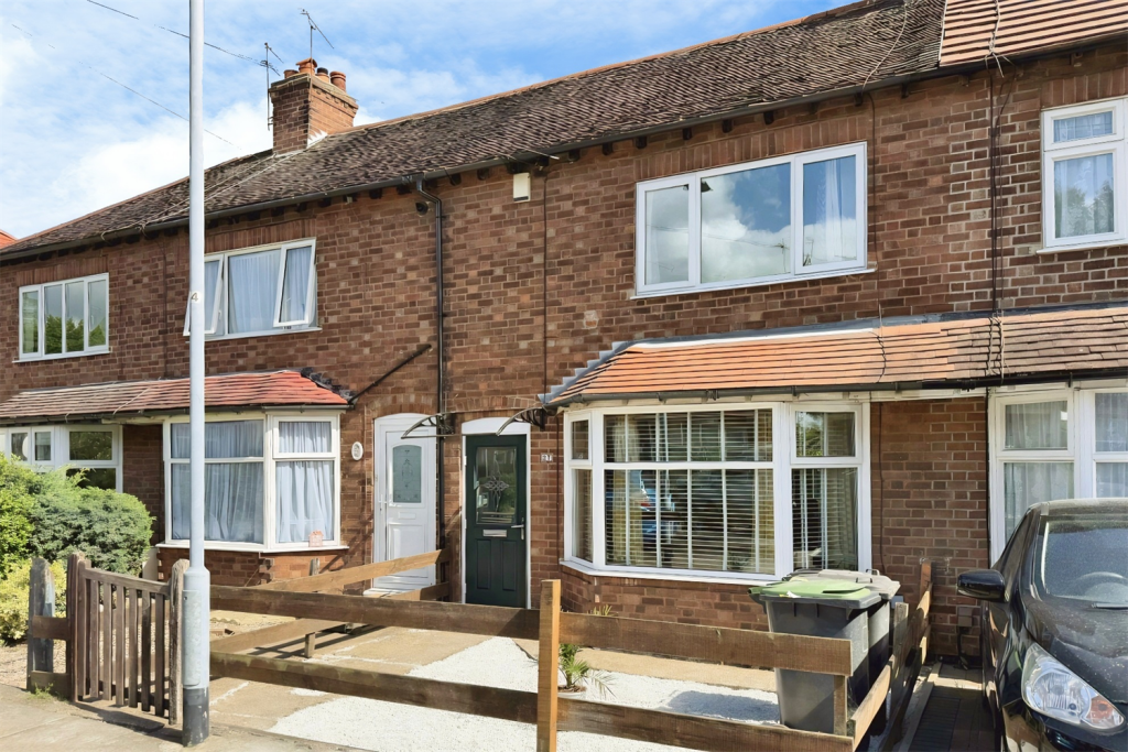 Main image of property: Barrydale Avenue, Beeston NG9 1GN