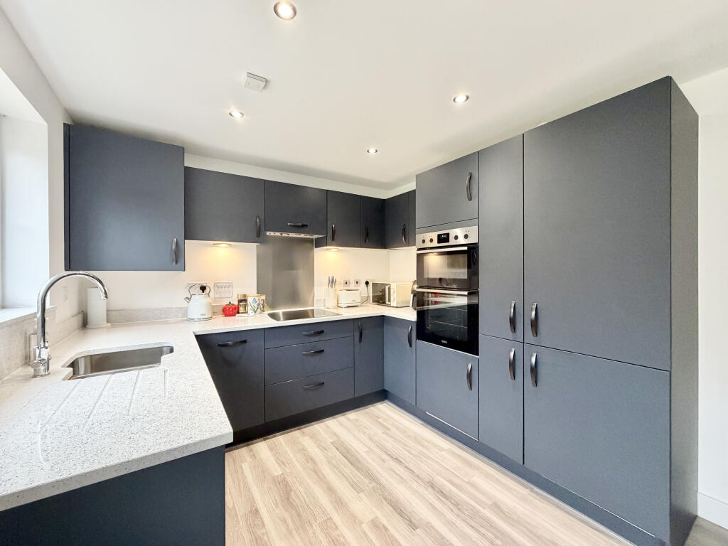 17 Alverstone Street, Taunton photo 4