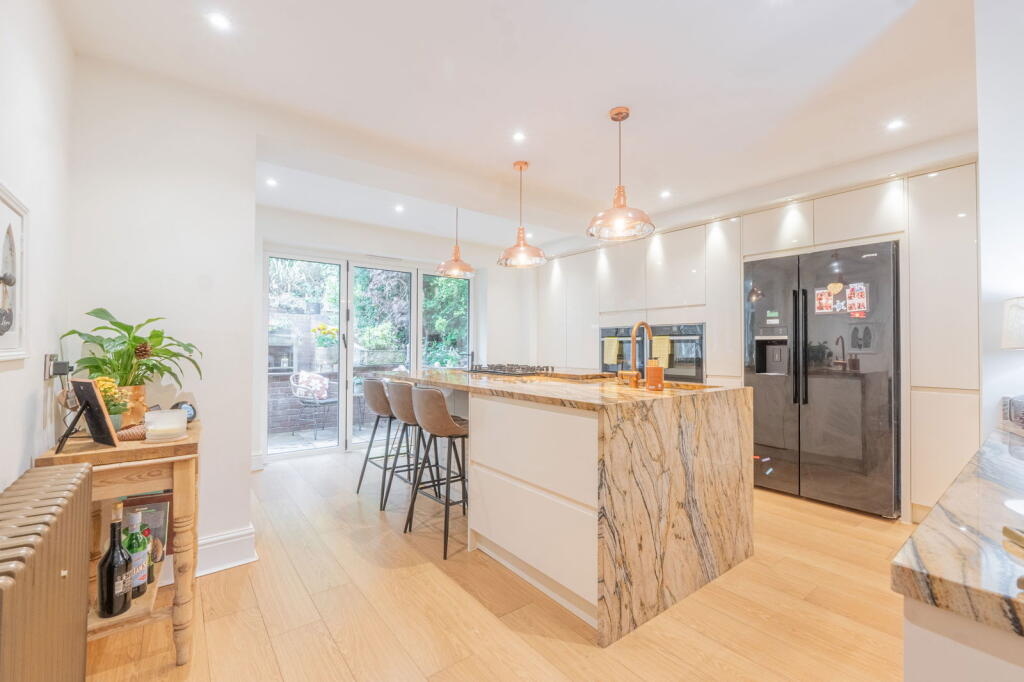 Additional image 8 of Plymouth Road, Redditch, B97 4PA