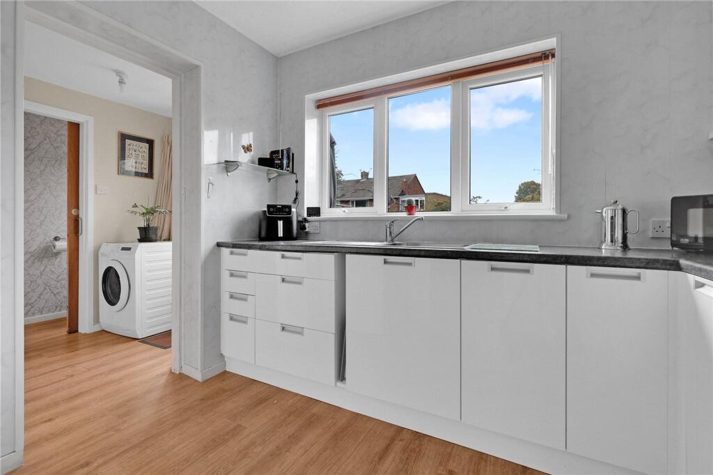 House in Middlesbrough, Cypress Road, Marton - View 5