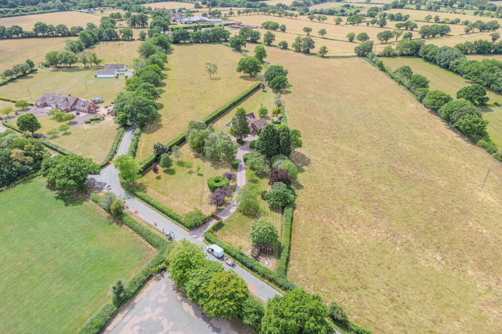 Additional image 43 of Malthouse Lane, Earlswood