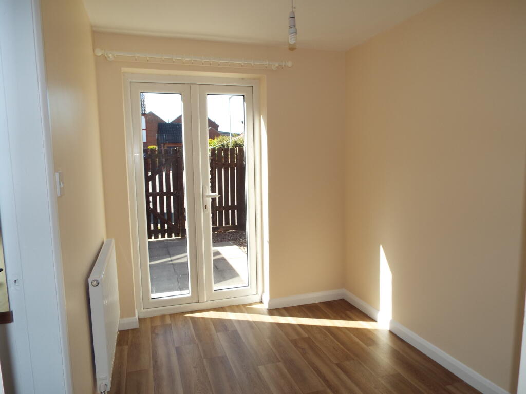 House in Lincoln - View 4