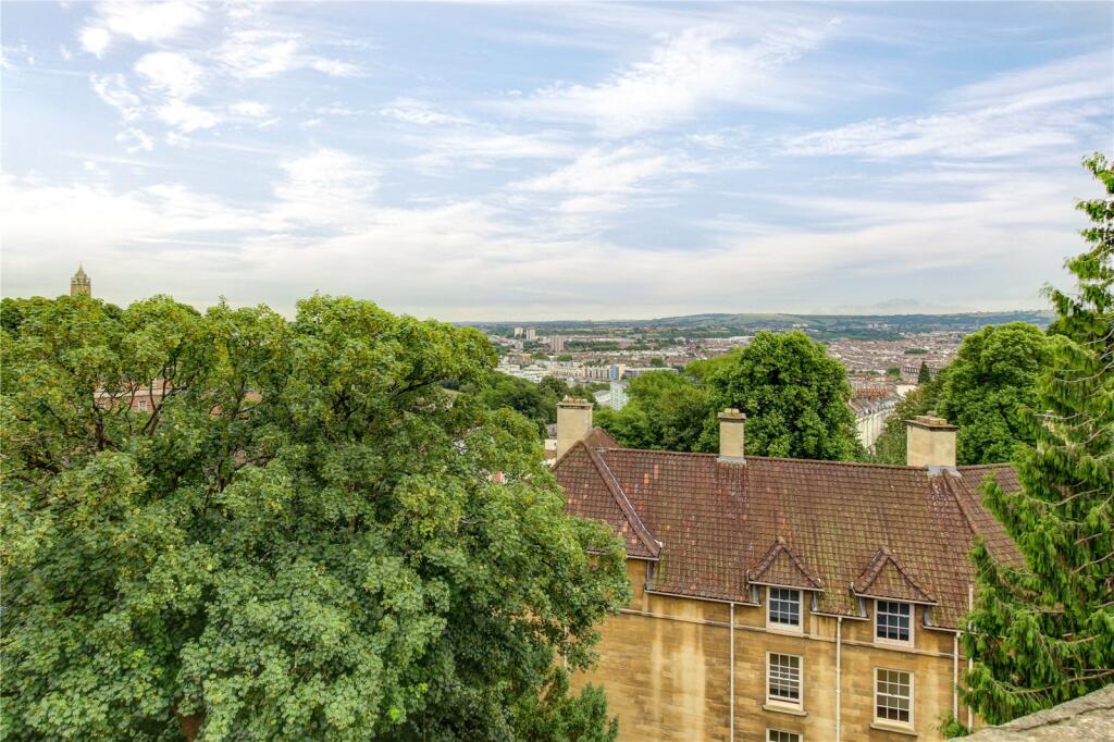9 bedroom terraced house for rent