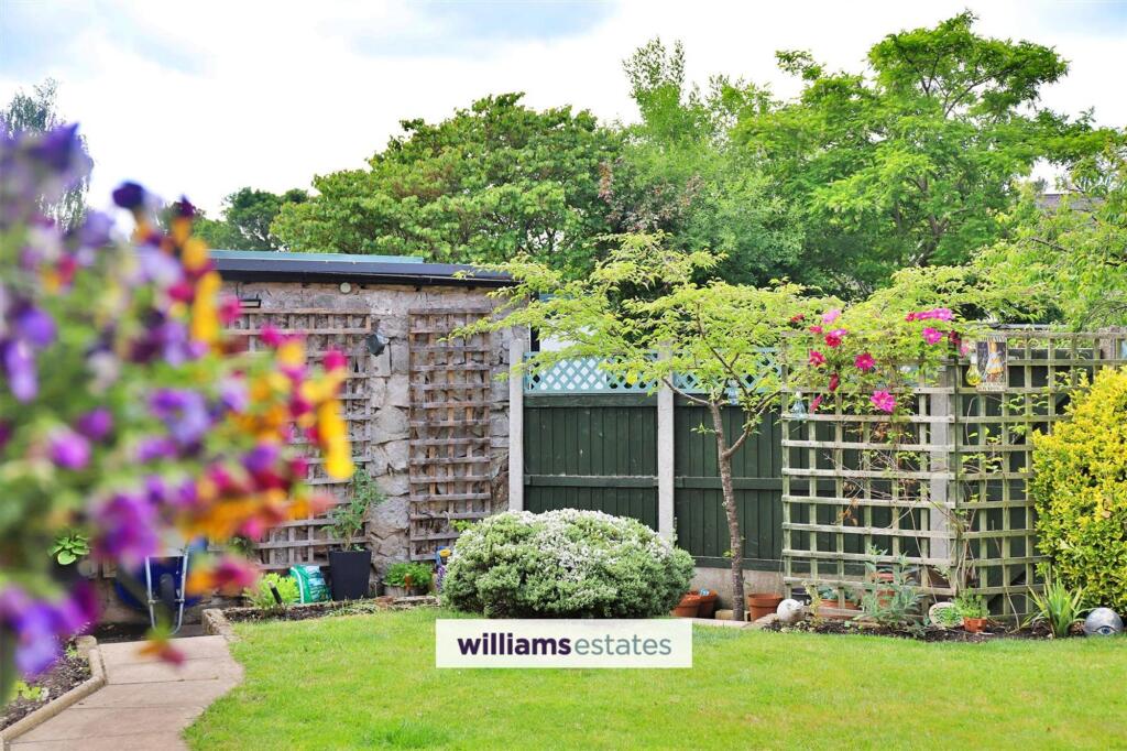Llanrhydd Street, Ruthin, LL15 - View 5