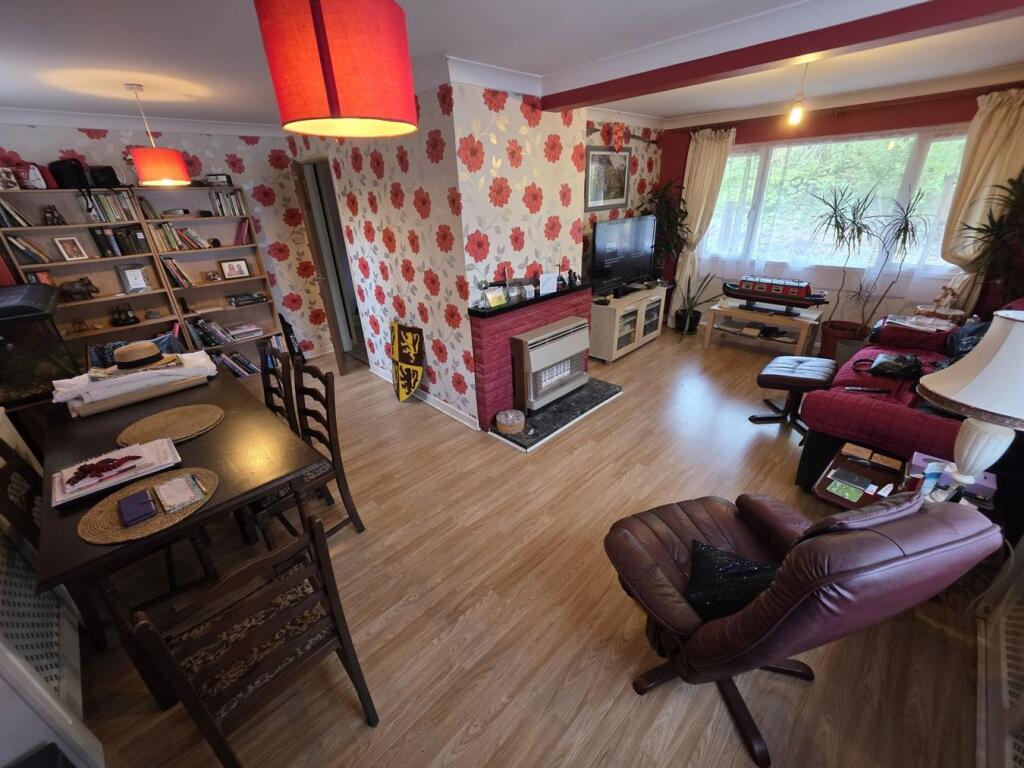 House in Newport - View 2