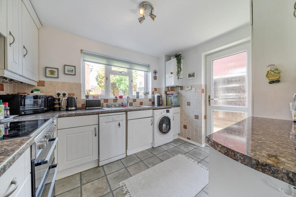 Elmbourne Drive, Belvedere - More