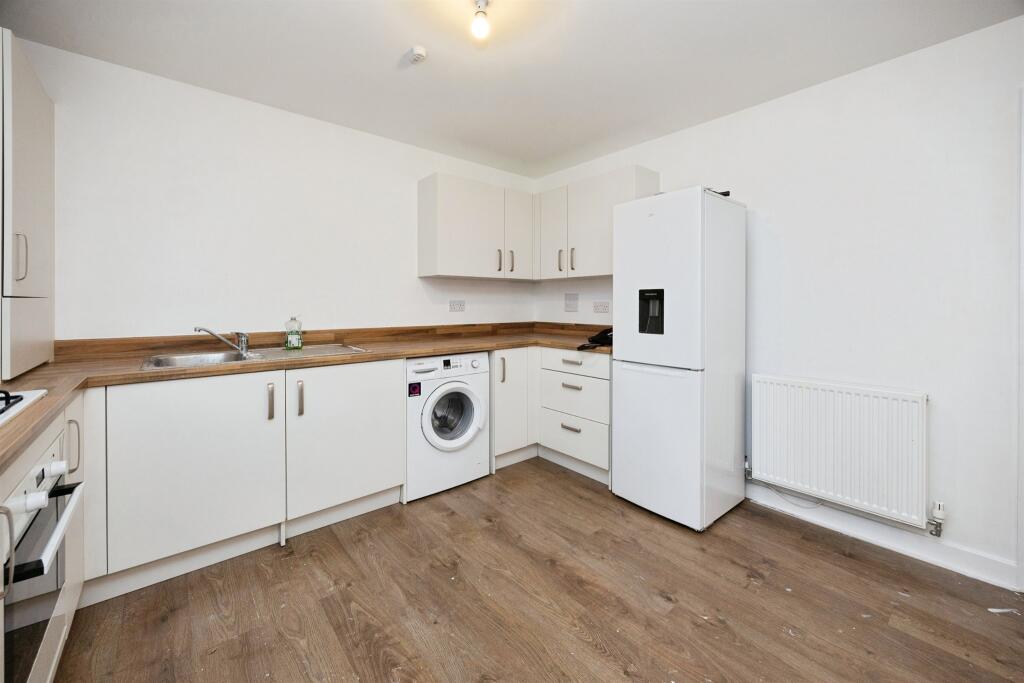 Repton Avenue, Ashford photo 2