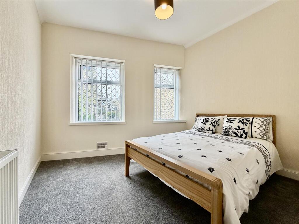 Westgate, Meltham, Holmfirth - View 5
