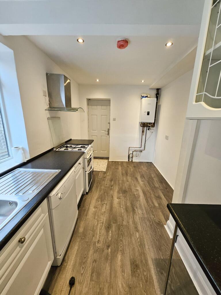 House in Doncaster, South Yorkshire - View 5