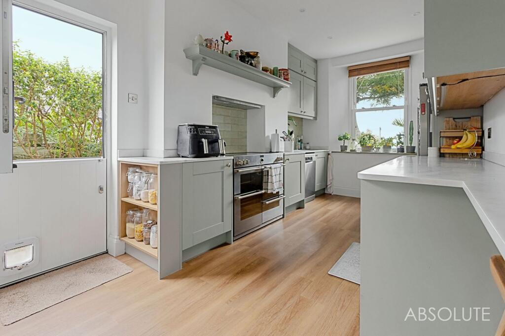 House in Torquay - View 2