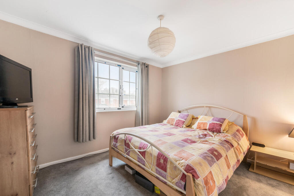 House in Redditch, Winyates Green - View 5
