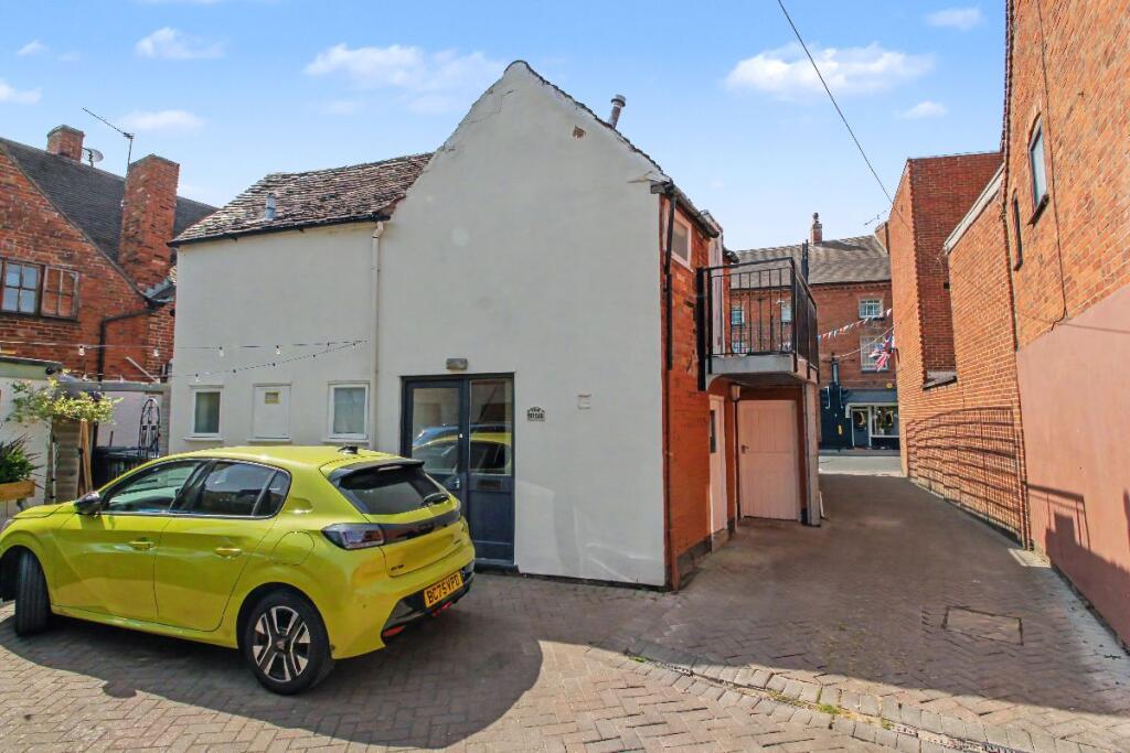 Main image of property: The Studio, Swan Court, Alcester
