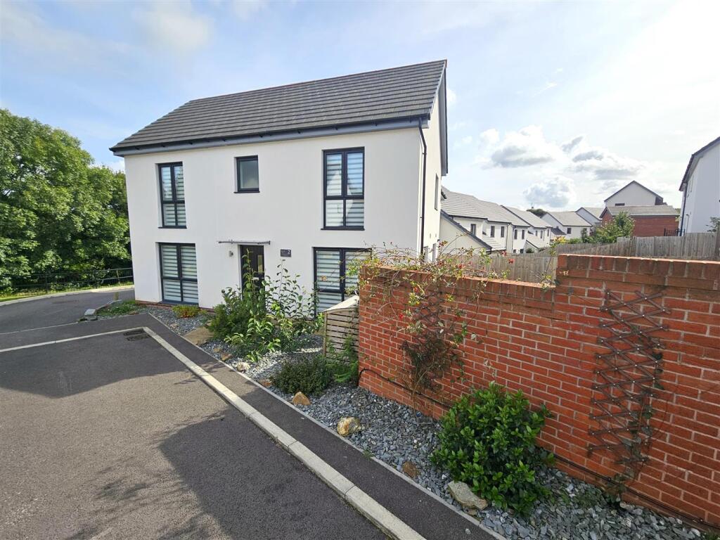 3-bed semi-detached on Tavistock, £350,000
