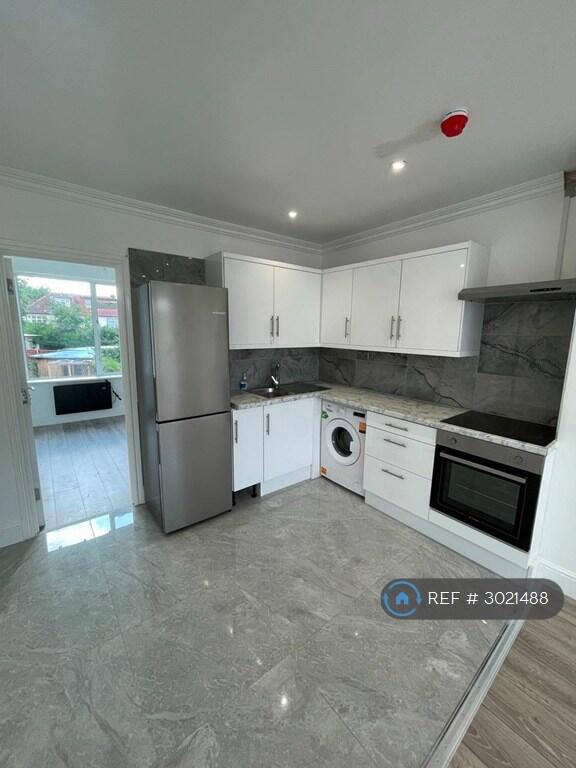 Apartment in Harrow - View 5