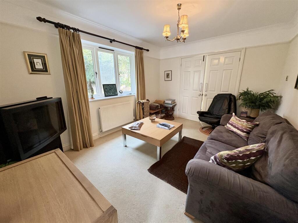 House in Eastbourne, Meads - View 5