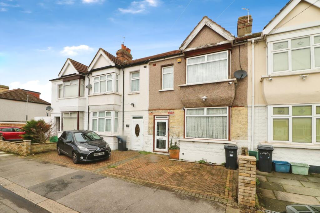 Main image of property: Kingston Road, Ilford, IG1
