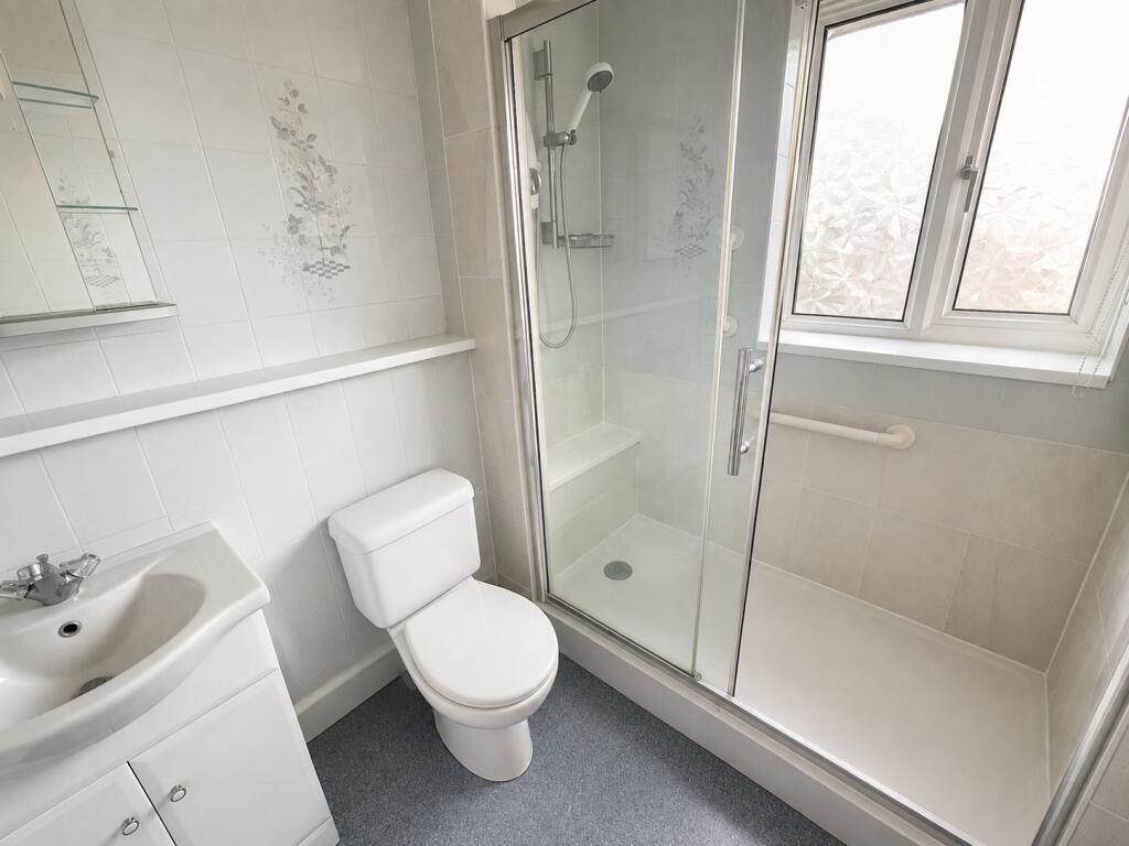 House in New Forest, Fawley - More
