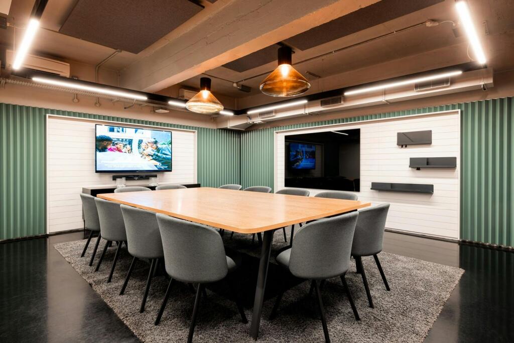 RH_MeetingRoom_Doc_0020.jpg