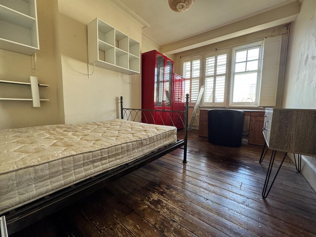 Main image of property: Lowden Road, SE24
