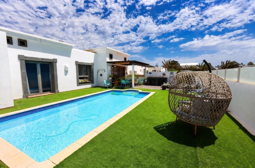Main image of property: Canary Islands, Lanzarote, Playa Blanca